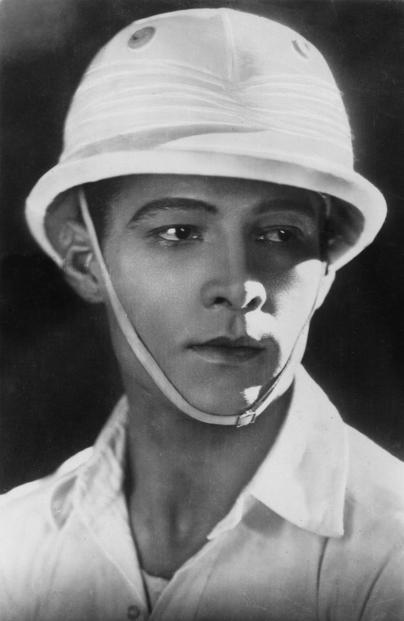 Rudolph Valentino 1920s Remembering Rudolph Valentino Hooray For