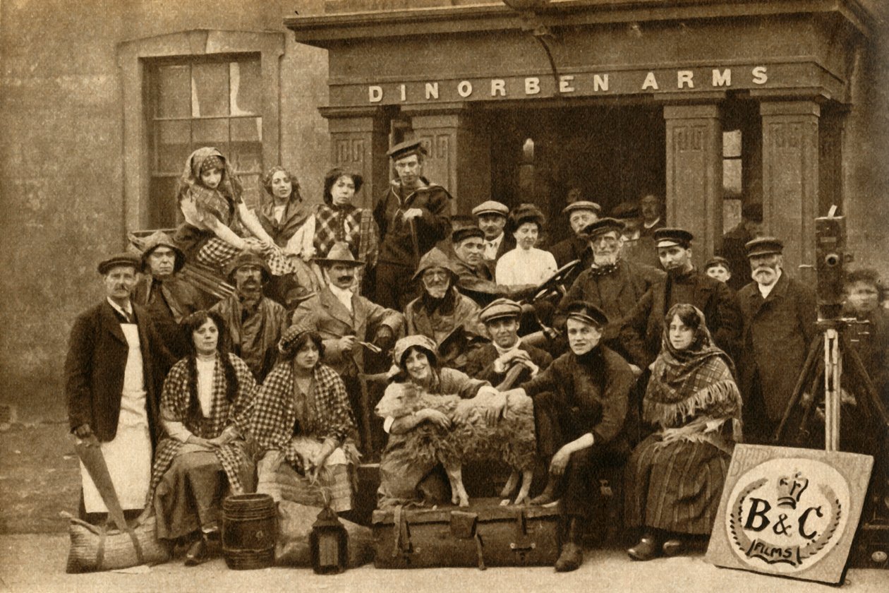 Filmsterren op locatie, 1914, 1933 door Unbekannt