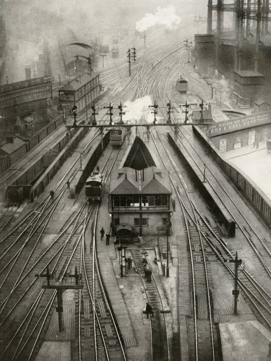 St. Pancras. Een eindpunt van de London, Midland en Scottish Railway, 1935 door Unbekannt