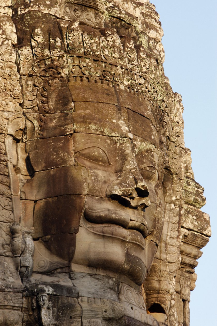 Stenen gezichten op torens in de Bayon Tempel in Angkor Thom die mogelijk Jayavarman VII als een bodhisattva afbeelden, Siem Reap, Cambodja door Unbekannt