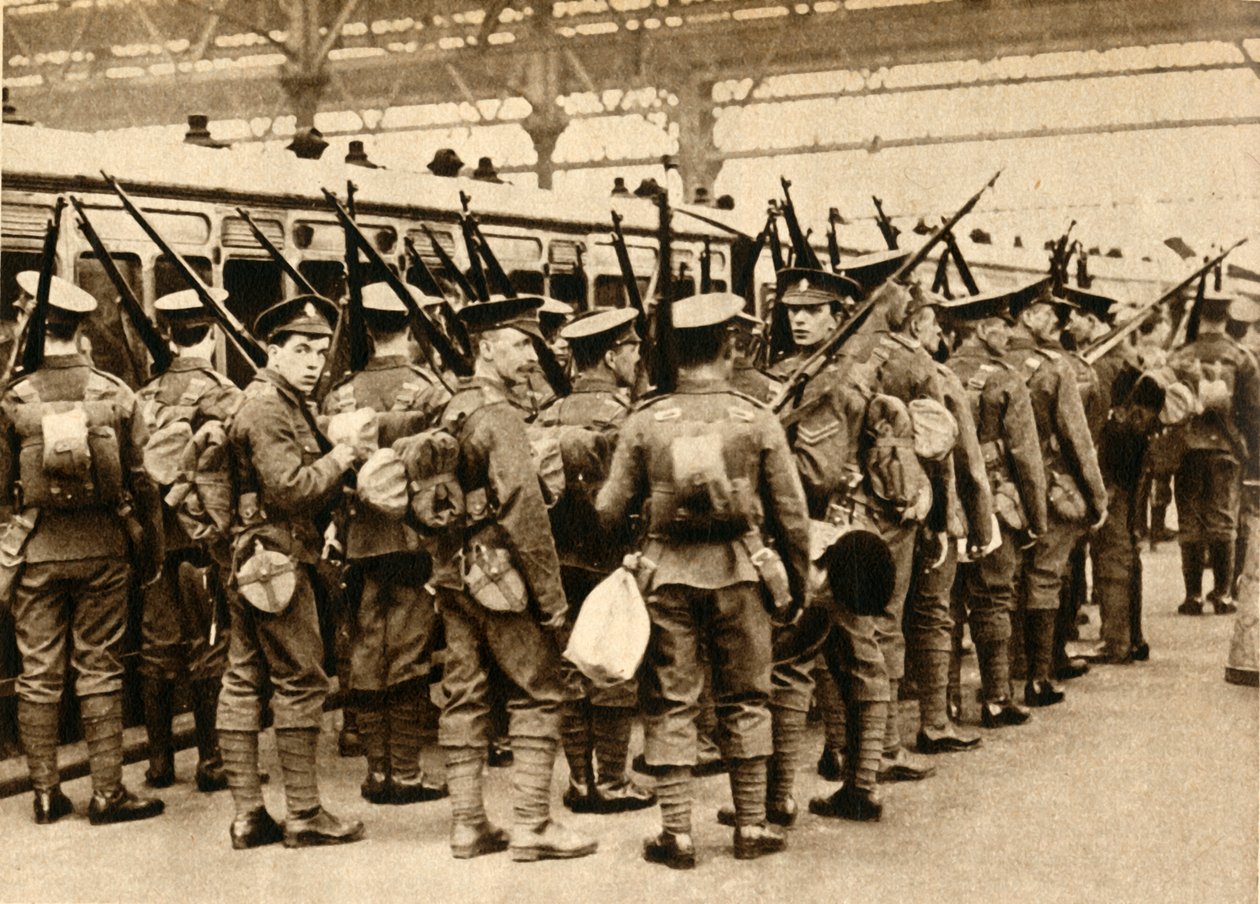 Territorials van zomerkamp - Terriërs die instappen bij Waterloo, 1914-1918, 1933 door Unbekannt