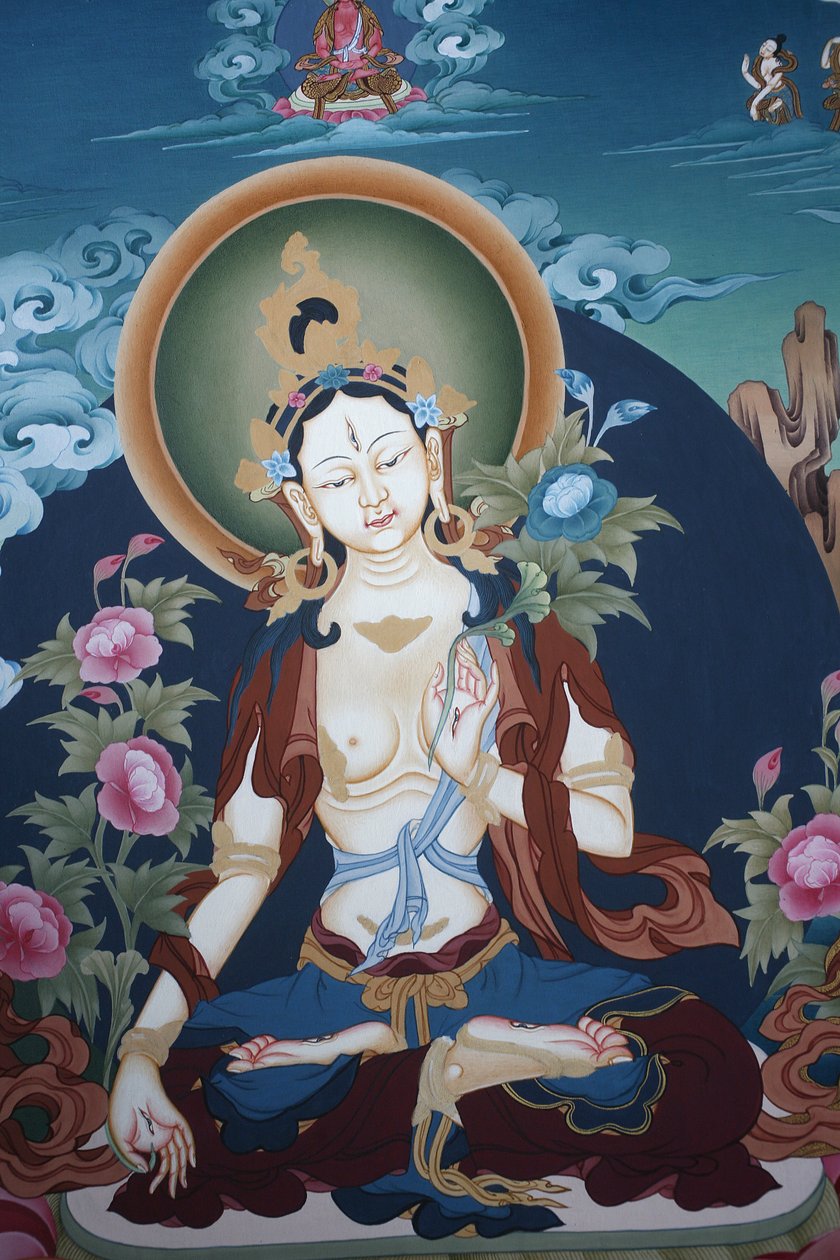 Thangka die de godin Witte Tara afbeeldt, boeddhistisch symbool van een lang leven door Unbekannt