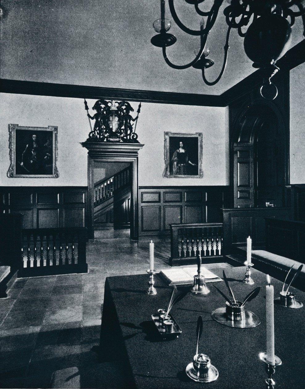 De vergaderzaal van het Huis van Burgesses, c1938 door Unbekannt
