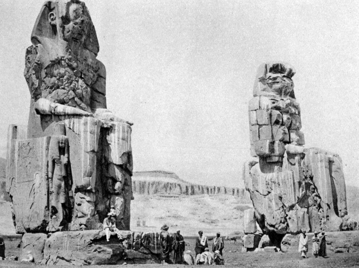 De Kolossen van Memnon, Luxor Thebe, Egypte, ca. 1922 door Unbekannt