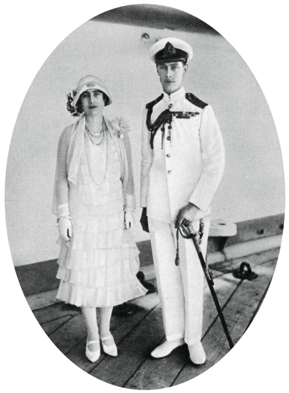 De Hertog en Hertogin van York aan boord van HMS Renown, Malta, 1927, 1937 door Unbekannt