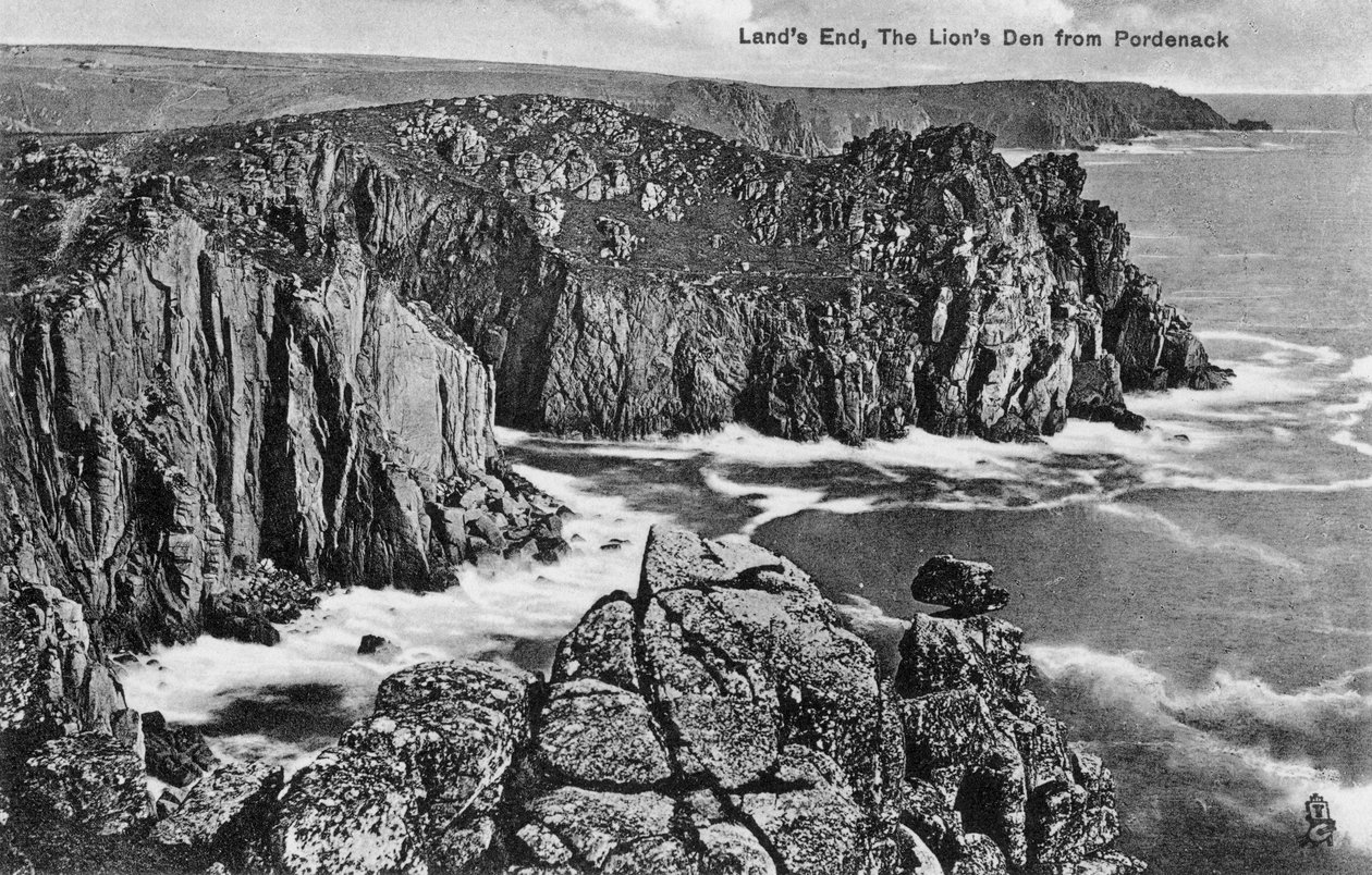 De Leeuwenkuil van Pordenack, Lands End, Cornwall door Unbekannt