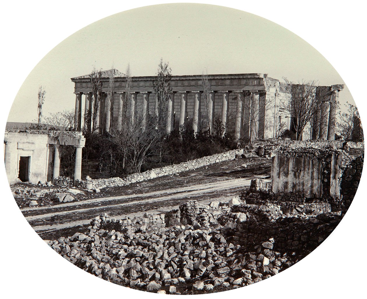 De Peter en Paul Kathedraal in Sebastopol na de Krimoorlog, Krim, eind 1850s door Unbekannt