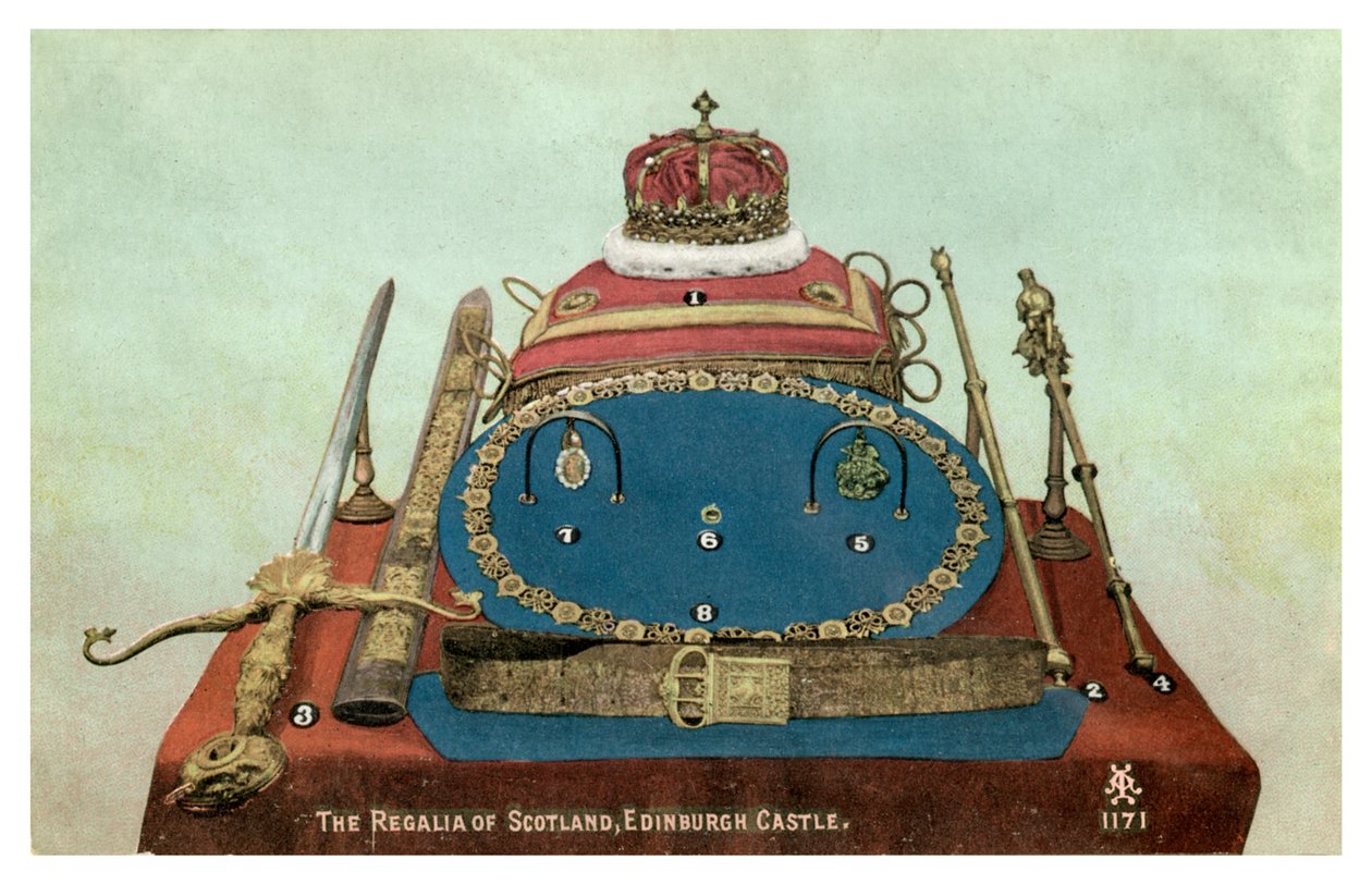 De Regalia van Schotland, Edinburgh Castle, 19e of 20e eeuw door Unbekannt