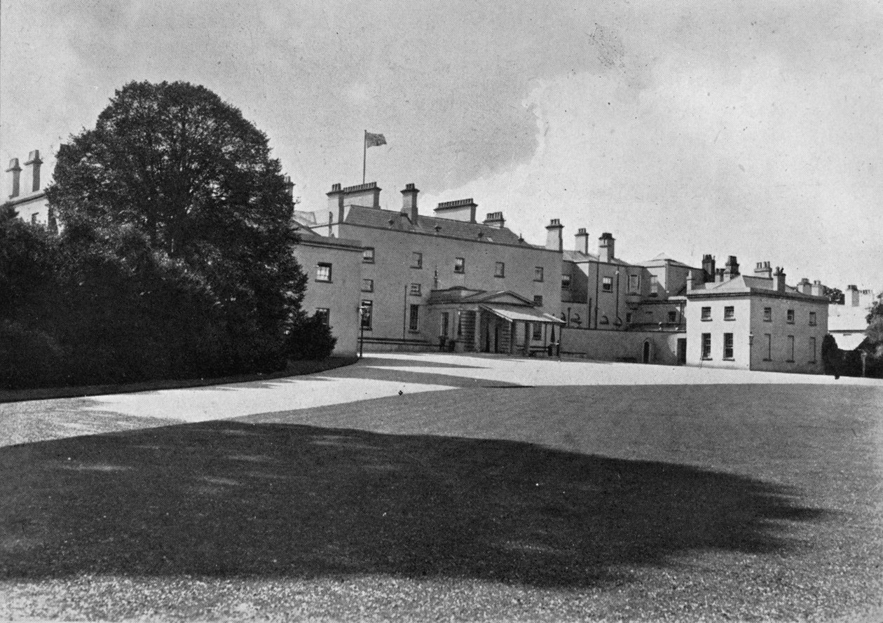De Vice-Regal Lodge, Dublin, 1945 door Unbekannt
