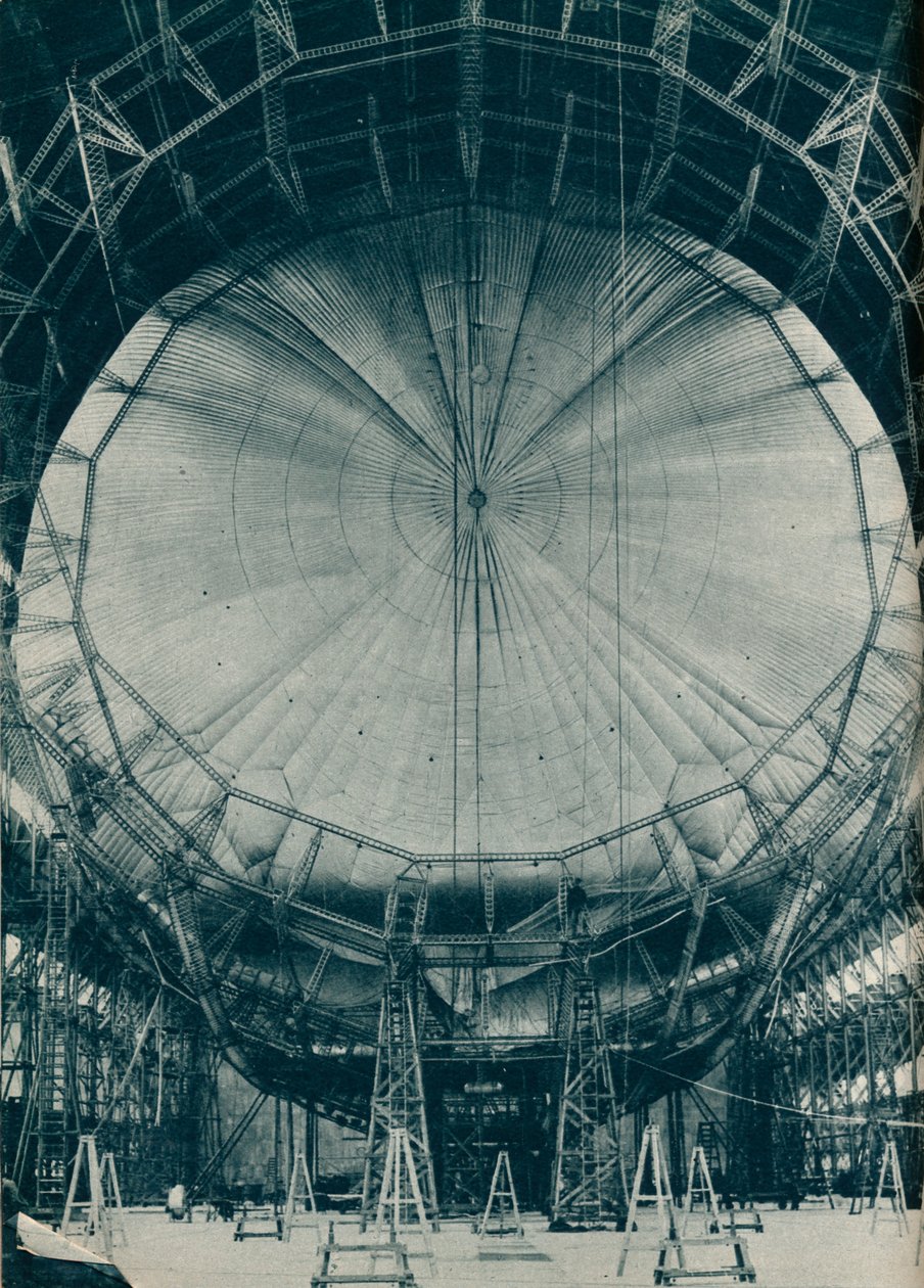 De interne structuur van het luchtschip R101, ca. 1929 ca. 1937 door Unbekannt