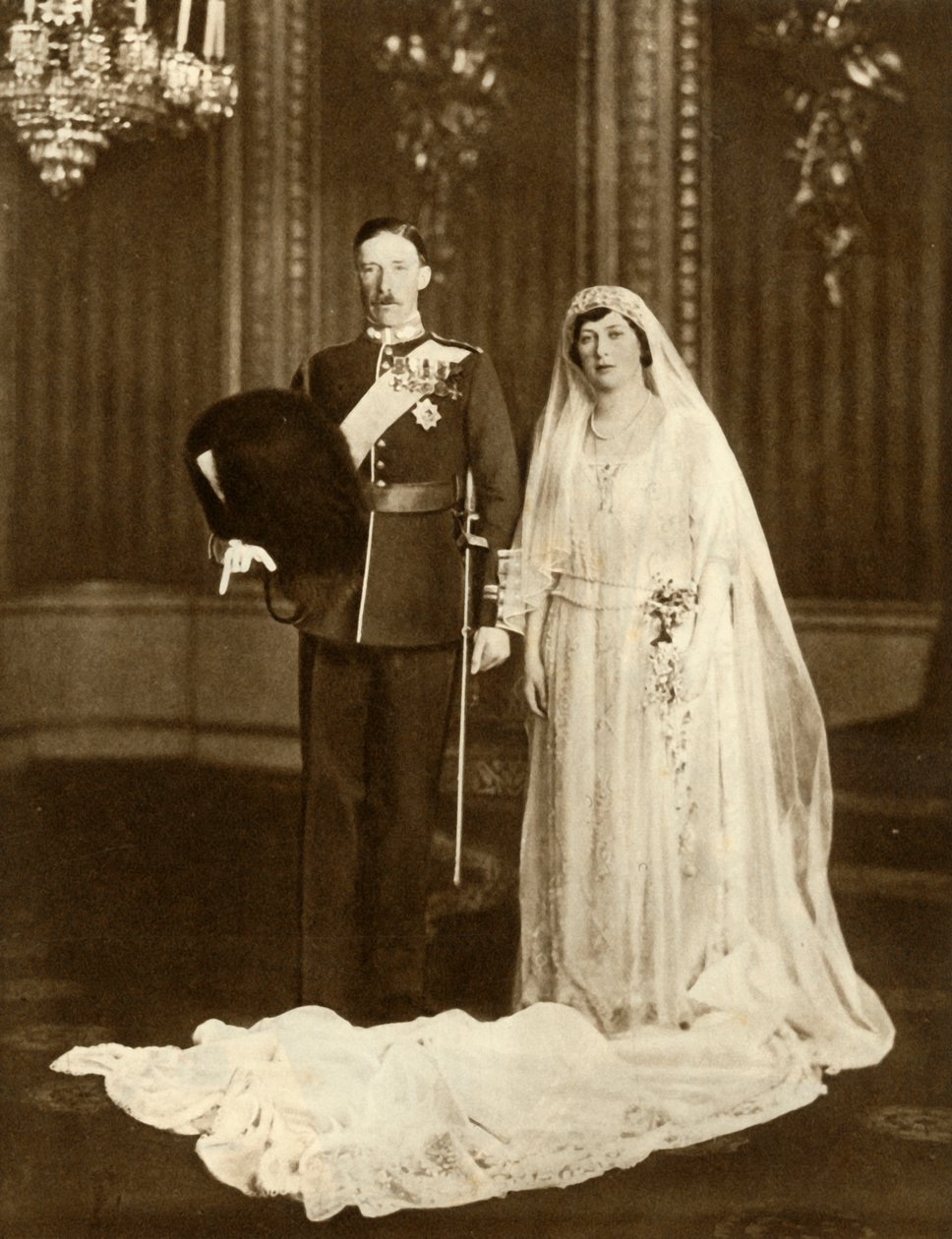 Het huwelijk van Prinses Mary en Burggraaf Lascelles, 28 februari 1922, 1935 door Unbekannt