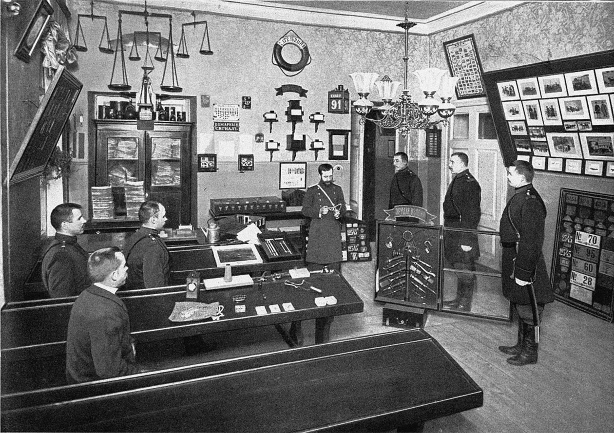 De politie rekruten in de politieacademie van Sint-Petersburg, 1903 door Unbekannt