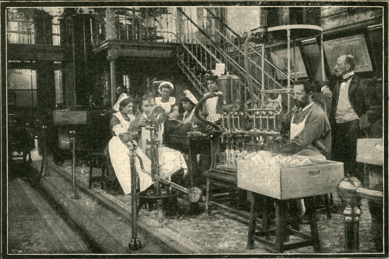 Dit is het interieur van een van de distilleerderijen van de tsaar, 1901 door Unbekannt