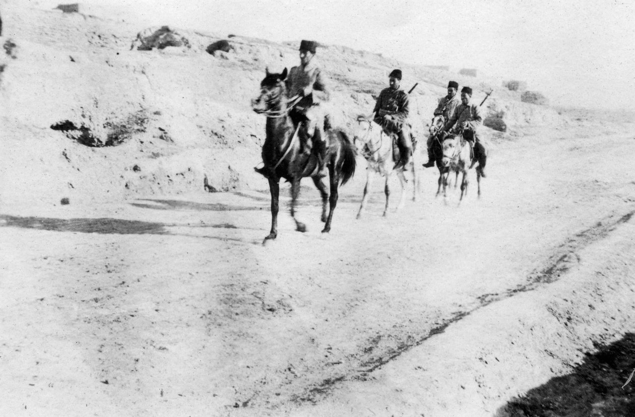 Turkse soldaten verlaten Mosul, Mesopotamië, WOI, 1918 door Unbekannt