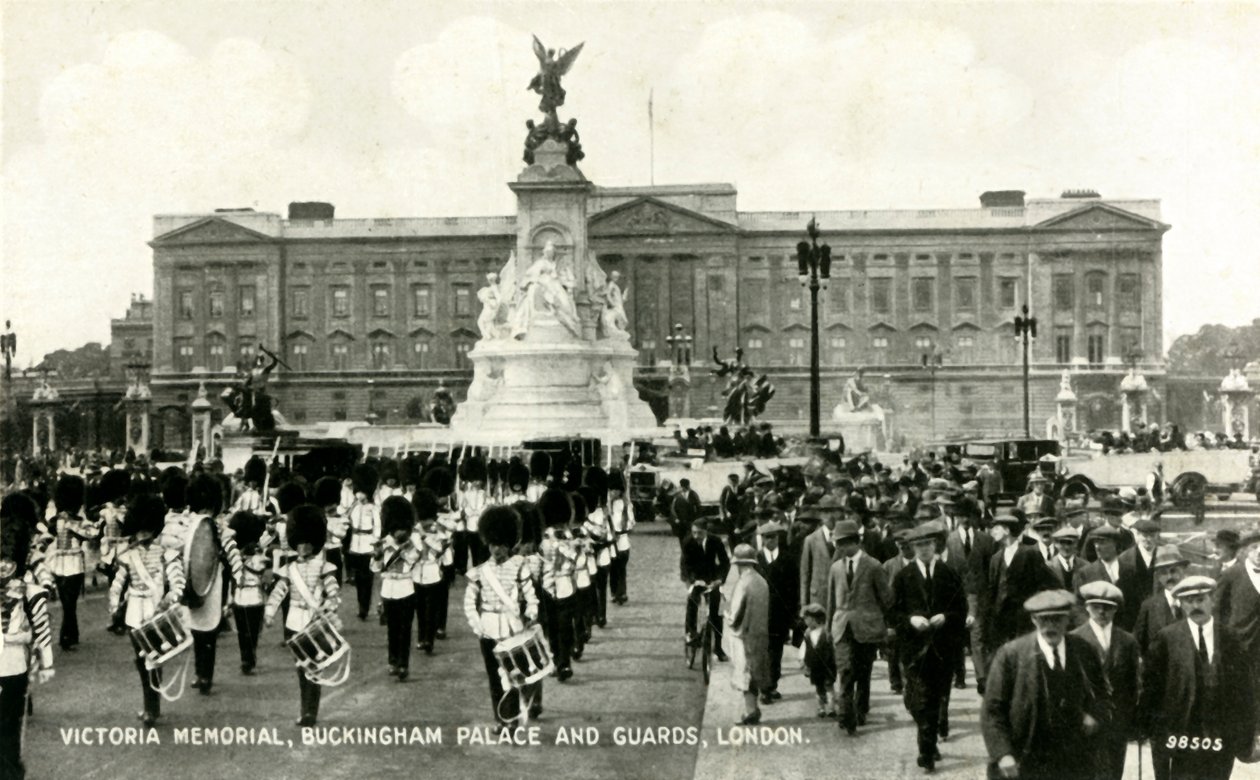 Victoria Memorial, Buckingham Palace en Wachten, Londen, 1930s door Unbekannt
