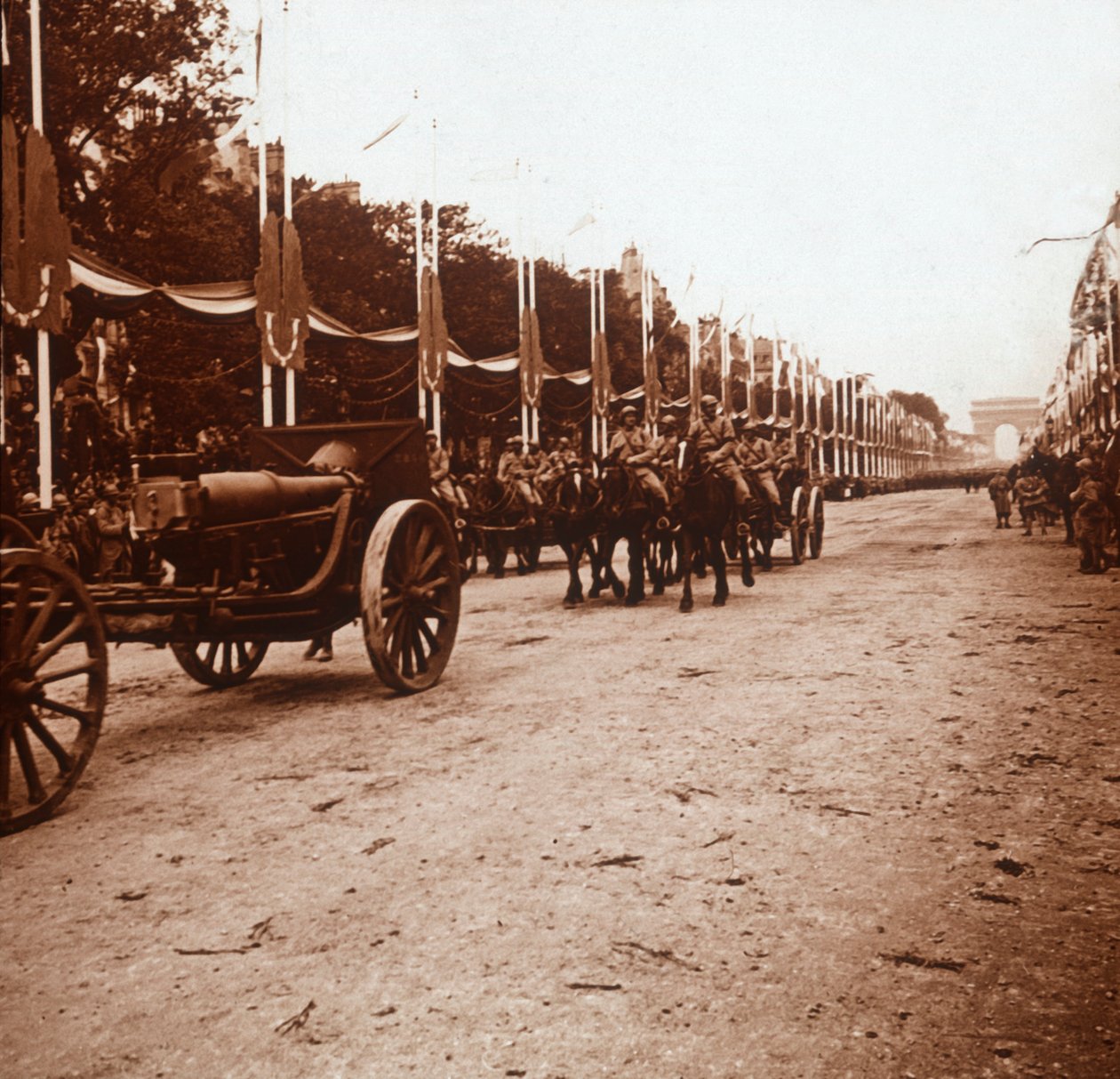 Overwinningsparade, Parijs, Frankrijk, ca. 1918-ca. 1919 door Unbekannt