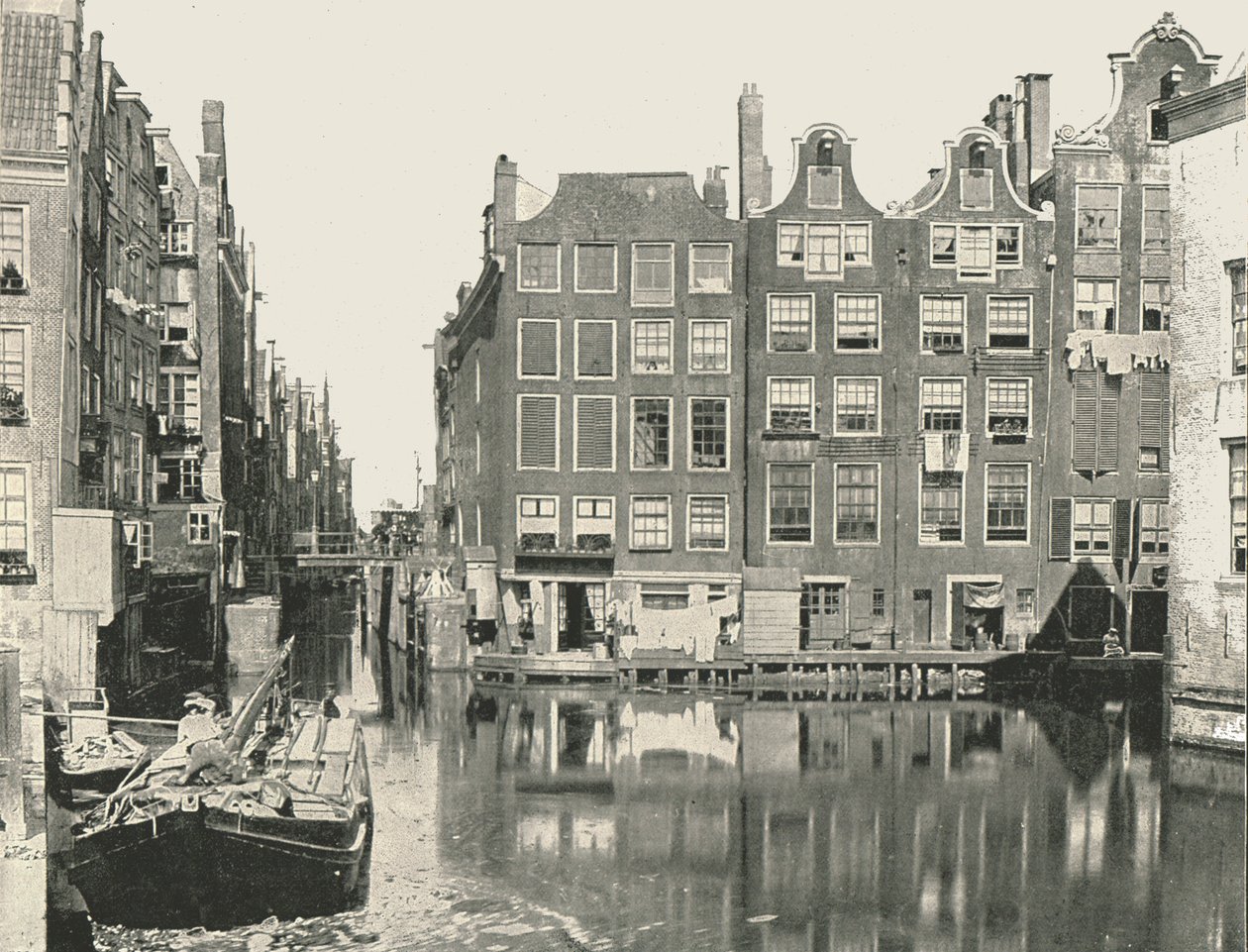 Uitzicht op een van de hoofdgrachten, Amsterdam, Nederland, 1895 door Unbekannt