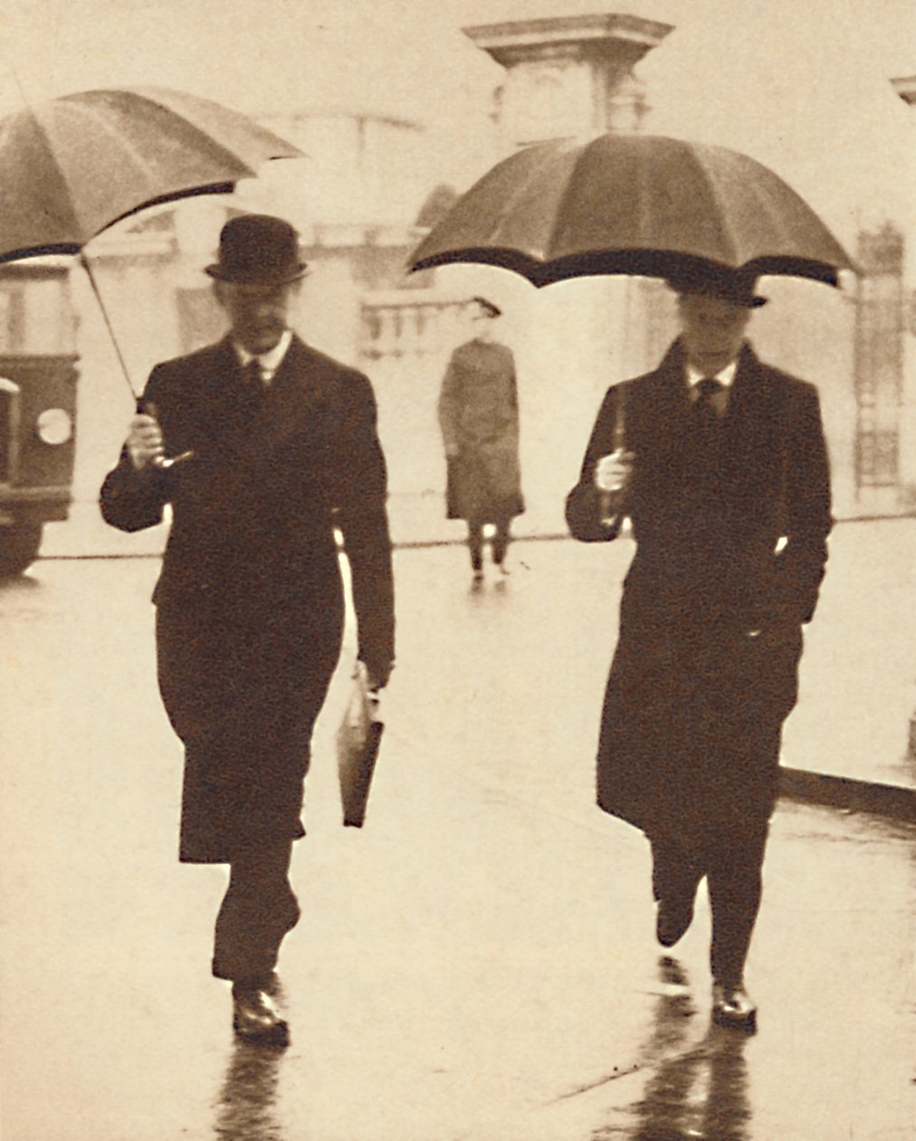 Wandelen in de regen, 1937 door Unbekannt