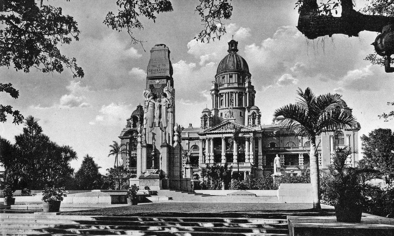 Oorlogsmonument en Stadhuis, Durban, Zuid-Afrika door Unbekannt