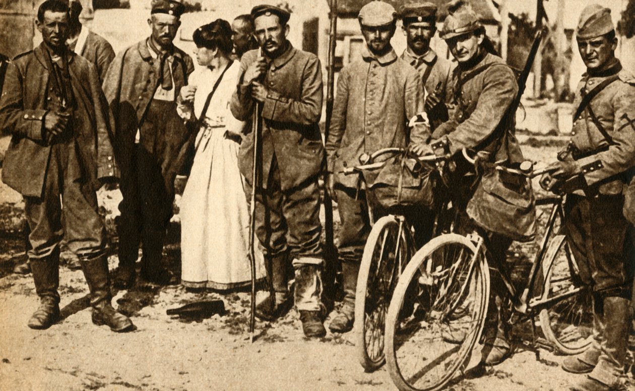 Gewonde Duitse gevangenen worden verzorgd door het Rode Kruis, Frankrijk, Eerste Wereldoorlog, 1914-1918, 1933 door Unbekannt