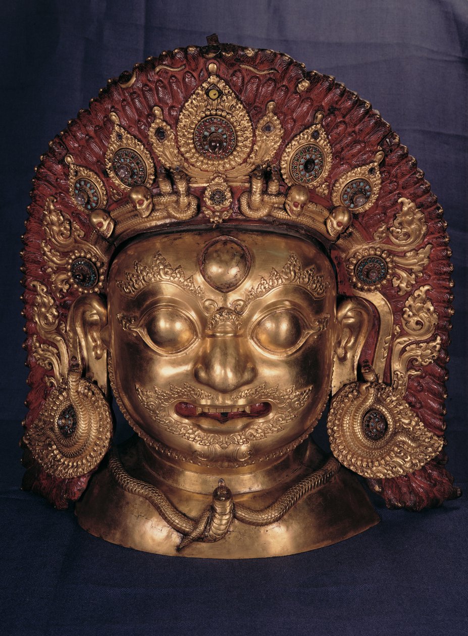 Hoofd van Bhairava, eind 17e eeuw (geëmbosseerd koper, geschilderd en verguld) door Unbekannt Unbekannt
