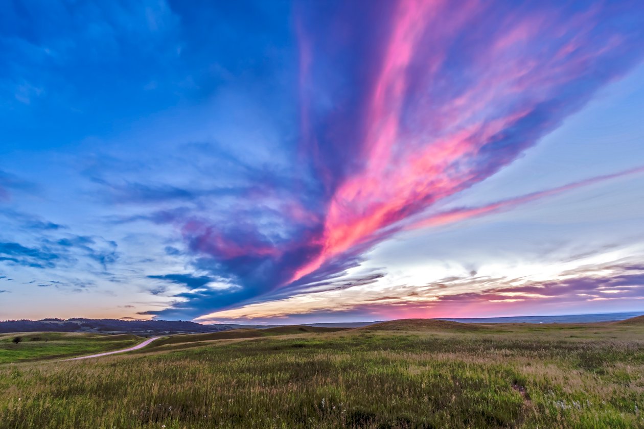 Zonsondergang bij de Reesor Ranch, aan de rand van de Cypress Hills, op de grens van Alberta-Saskatchewan, 4 juli 2014 door Unbekannt Unbekannt