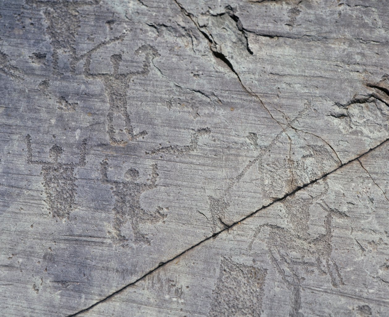 Italië, regio Lombardije, Valcamonica, close-up van rotstekeningen in Naquane Nationaal Park door Benjamin Baud