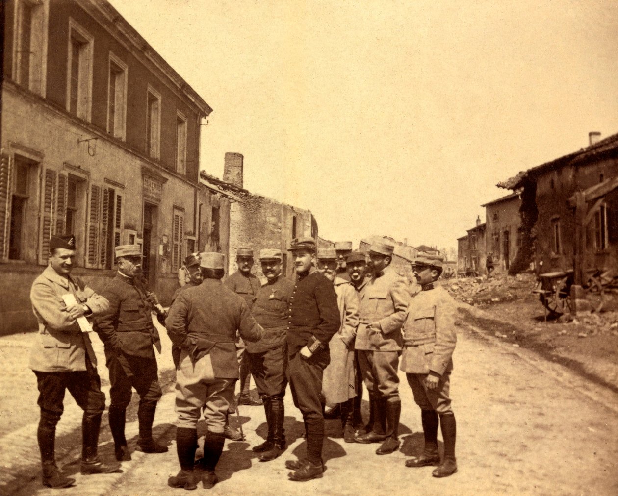 Foto uit een persoonlijk album van een infanterieluitenant tijdens de eerste maanden van de Eerste Wereldoorlog door Unbekannt