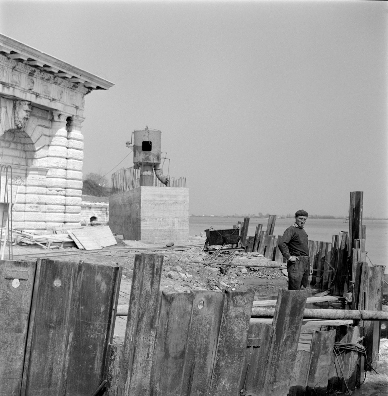 Ruïnes van het Forte S. Andrea - Venetië - 1960 door Unbekannt