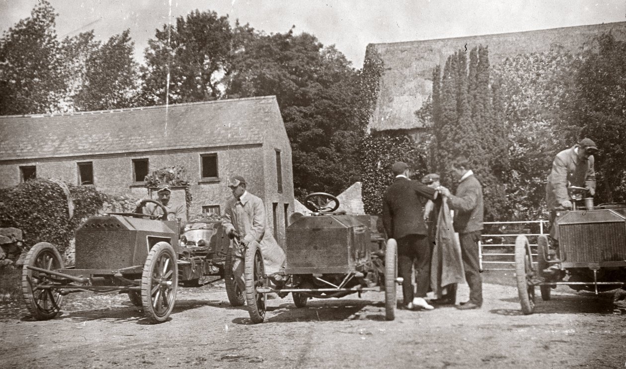 Drie Gordon Bennett Napier motorauto