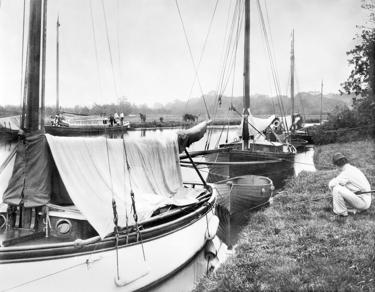 Verenigd Koninkrijk: Jachten en Rivierschepen bij Wroxham Broad. Norfolk Broads door Unbekannt