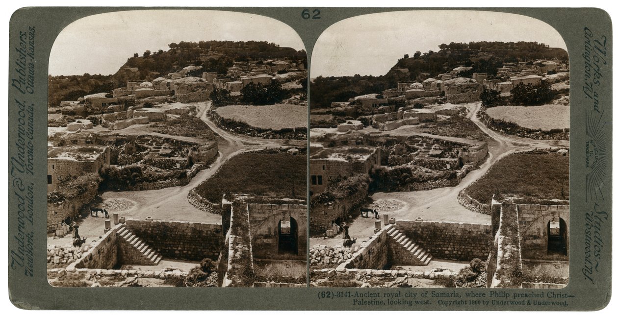 Oude koninklijke stad Samaria, waar Philip Christus predikte, kijkend naar het westen, Palestina, 1900 door Underwood and Underwood