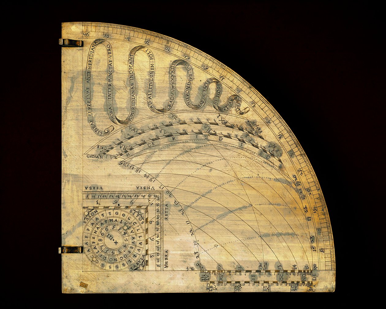 Messing wijzerplaat die de tijdslijnen van de beweging van de zon toont en de intrede in de dierenriemtekens aangeeft. Gemaakt door de horlogemaker Girolamo della Volpaia in 1570. door Unknown artist