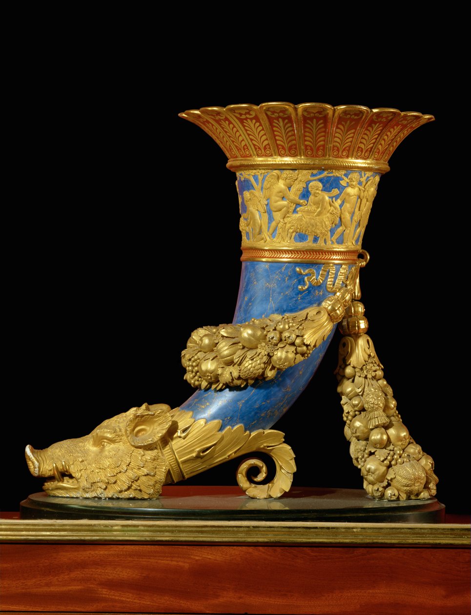 Rhyton vaas, bekend als de "antieke ... door Unknown artist