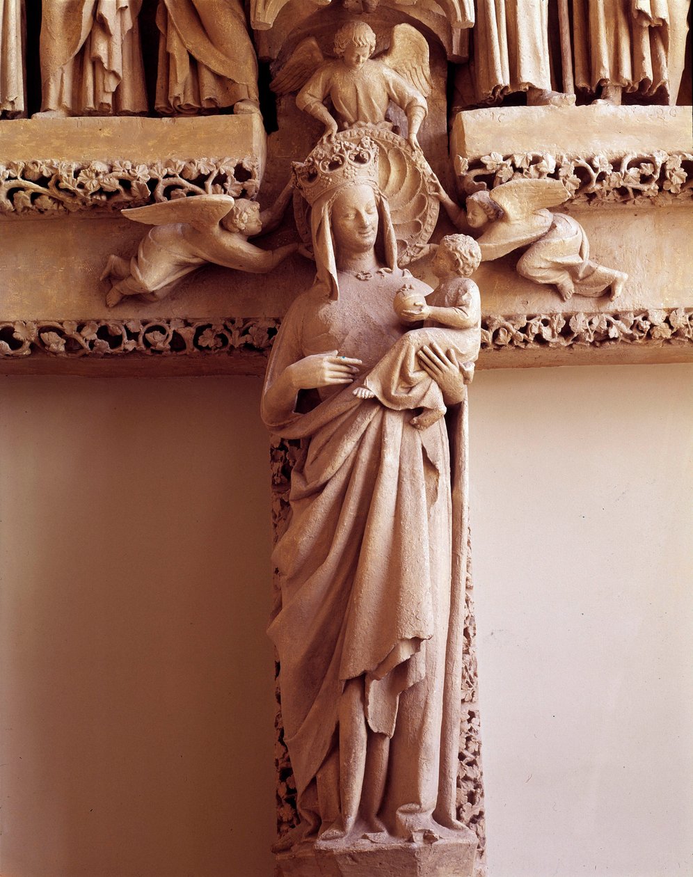 Virgin Doree Poort Zuid van het transept: St. Honore