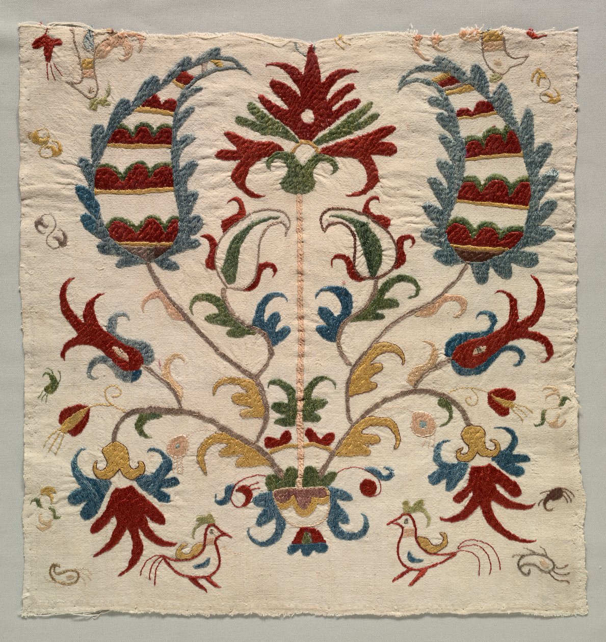 Fragment van kussenhoes of paneel van sprei door Unknown artist