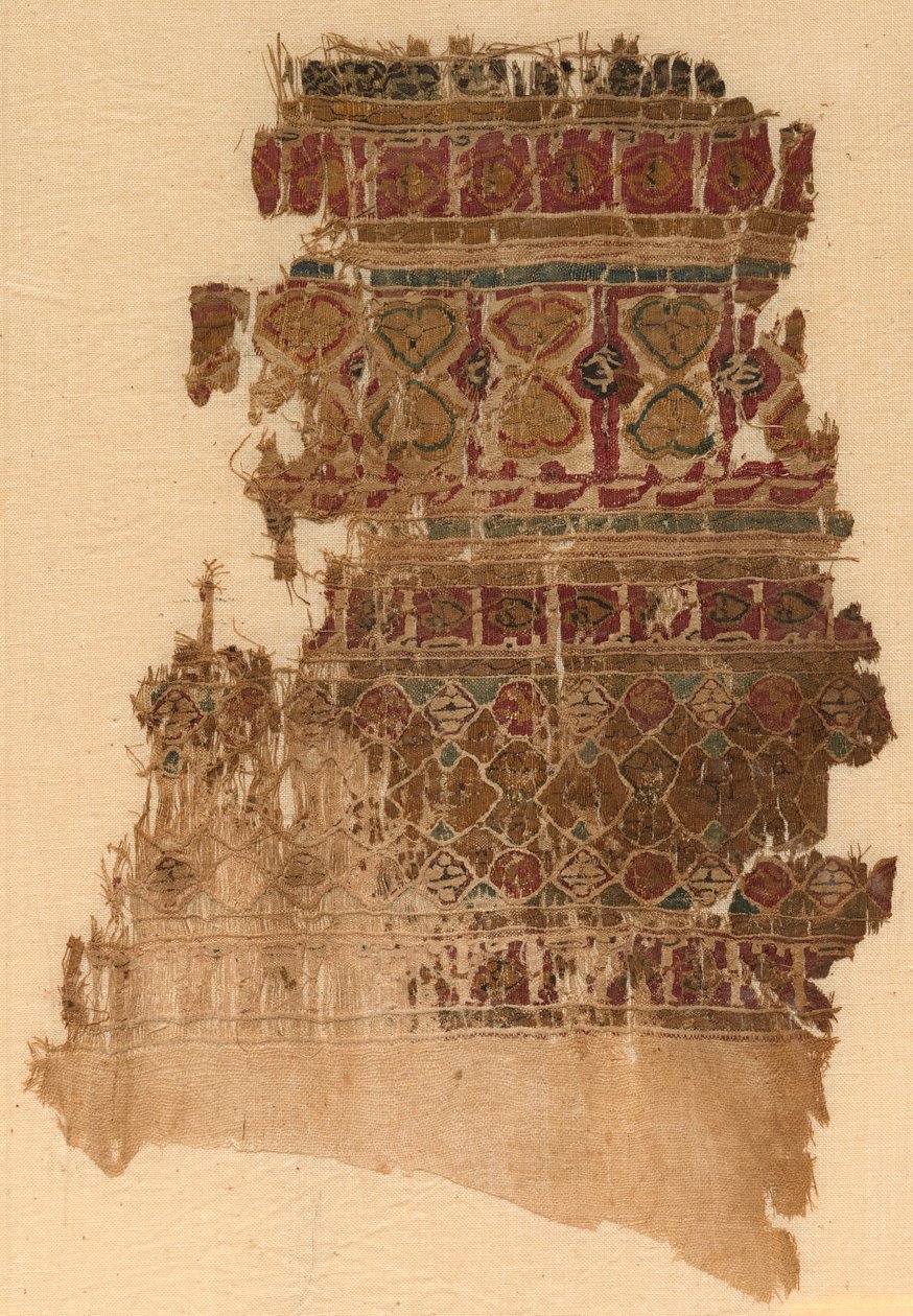 Fragment van een Tiraz-stijl textiel door Unknown artist