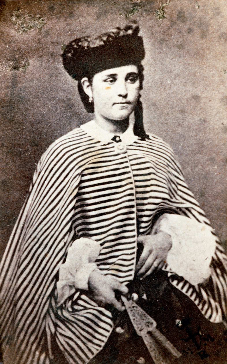 Portret van Teresita Garibaldi (1845-1903), dochter van de Italiaanse patriot en held van het Risorgimento Giuseppe Garibaldi (1807-1882) en zijn eerste vrouw Anita (1821-1849). Fotografie. Privécollectie door Unknown artist