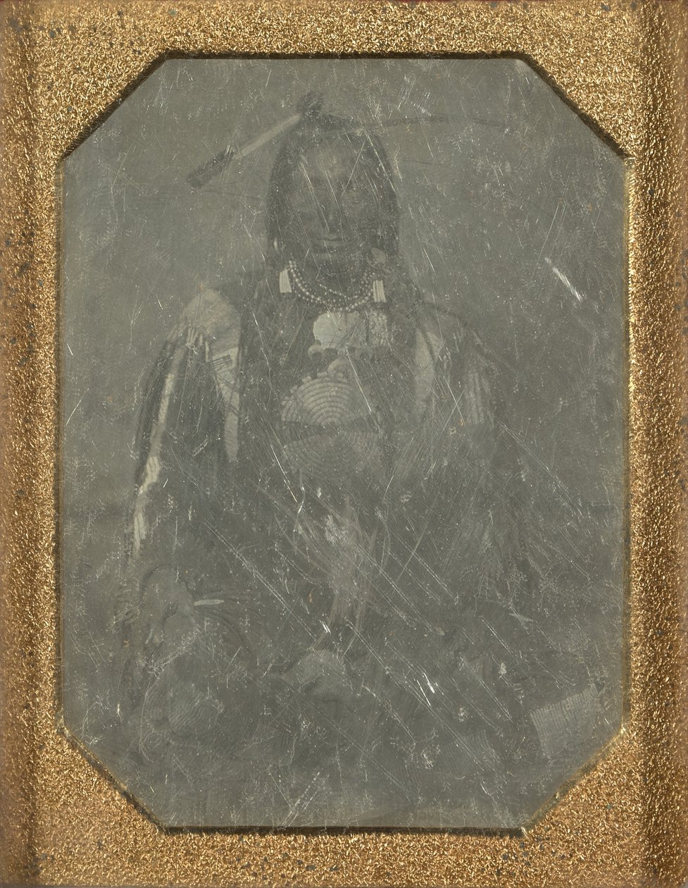 [Portret van een Amerikaanse Indiaanse Man]. door Unknown artist