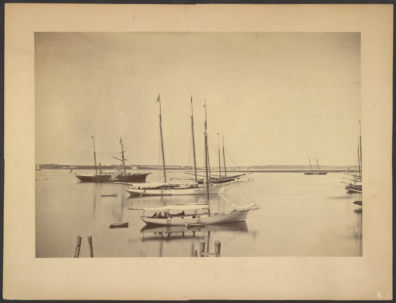[Yachts in harbor] door Unknown artist