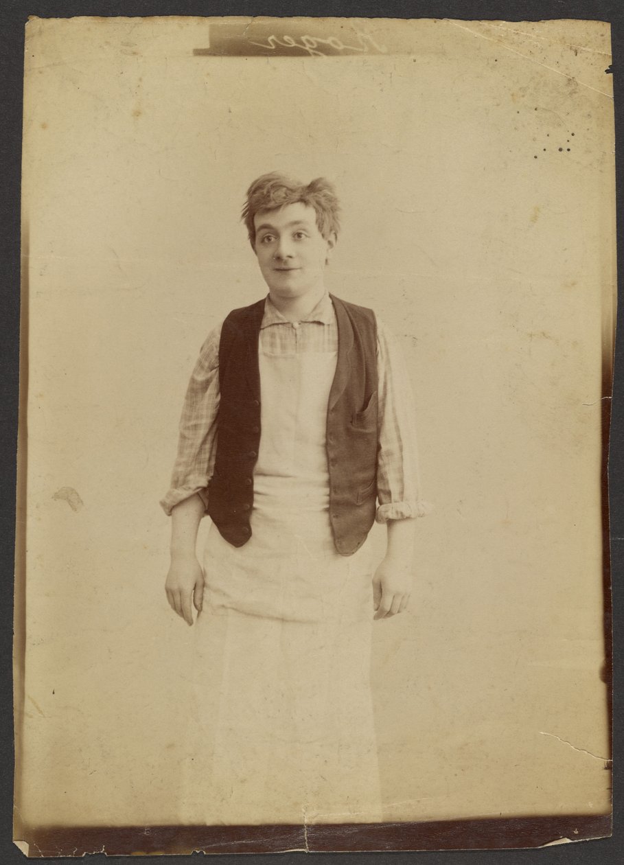 [Man met vest en schort] door Unknown artist/maker