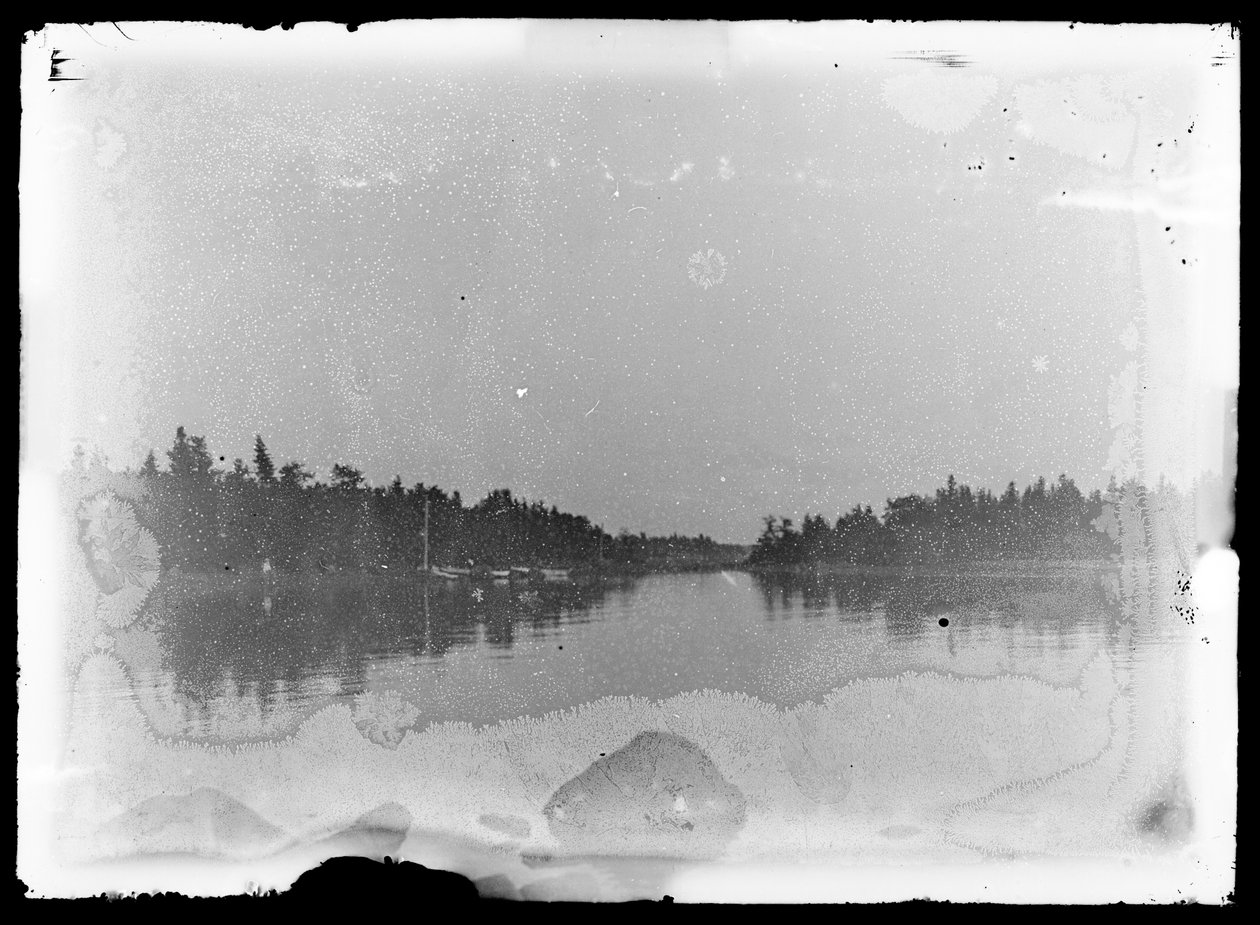 Straat van Niemenlautan, links Schiereiland van Niemenlautan, rechts Essaari door Unknown artist/maker