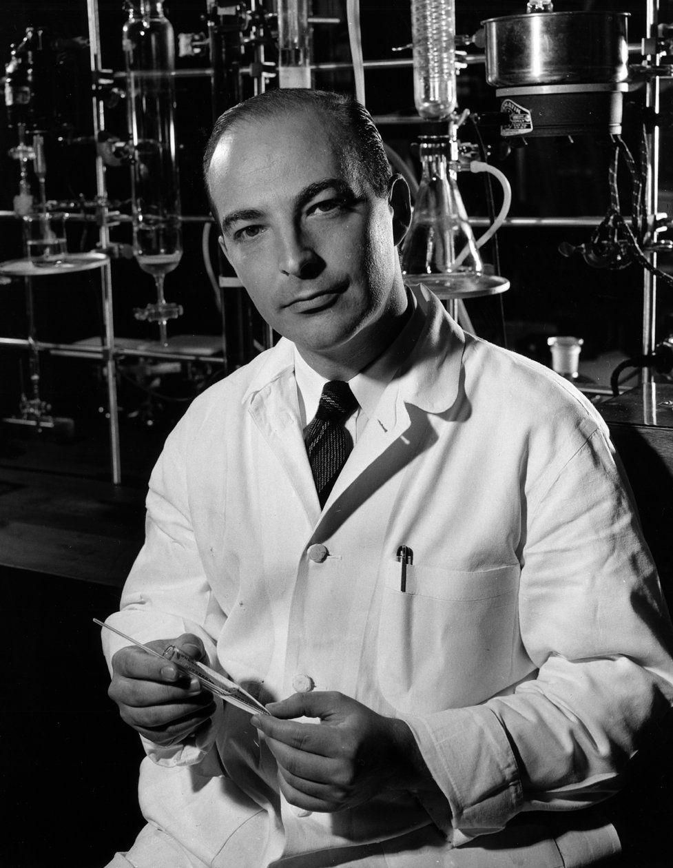 Arthur Kornberg (z/w foto) door Unknown photographer