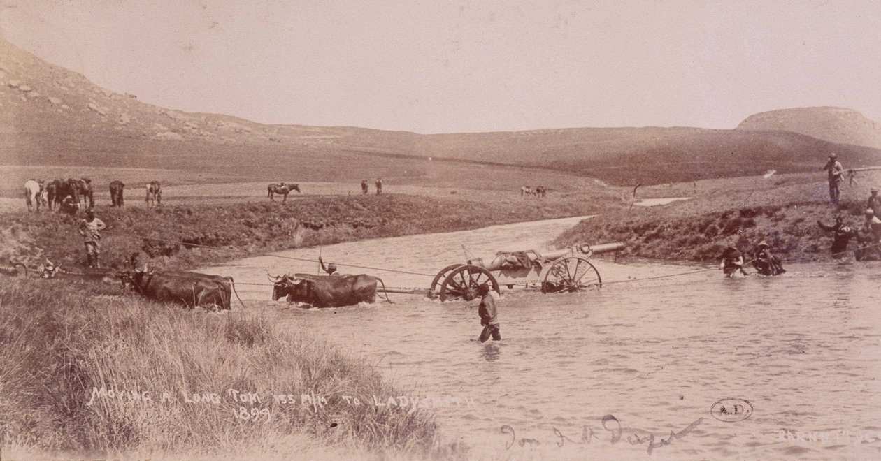 Kanon dat een rivier oversteekt tijdens de Boerenoorlog door Unknown photographer