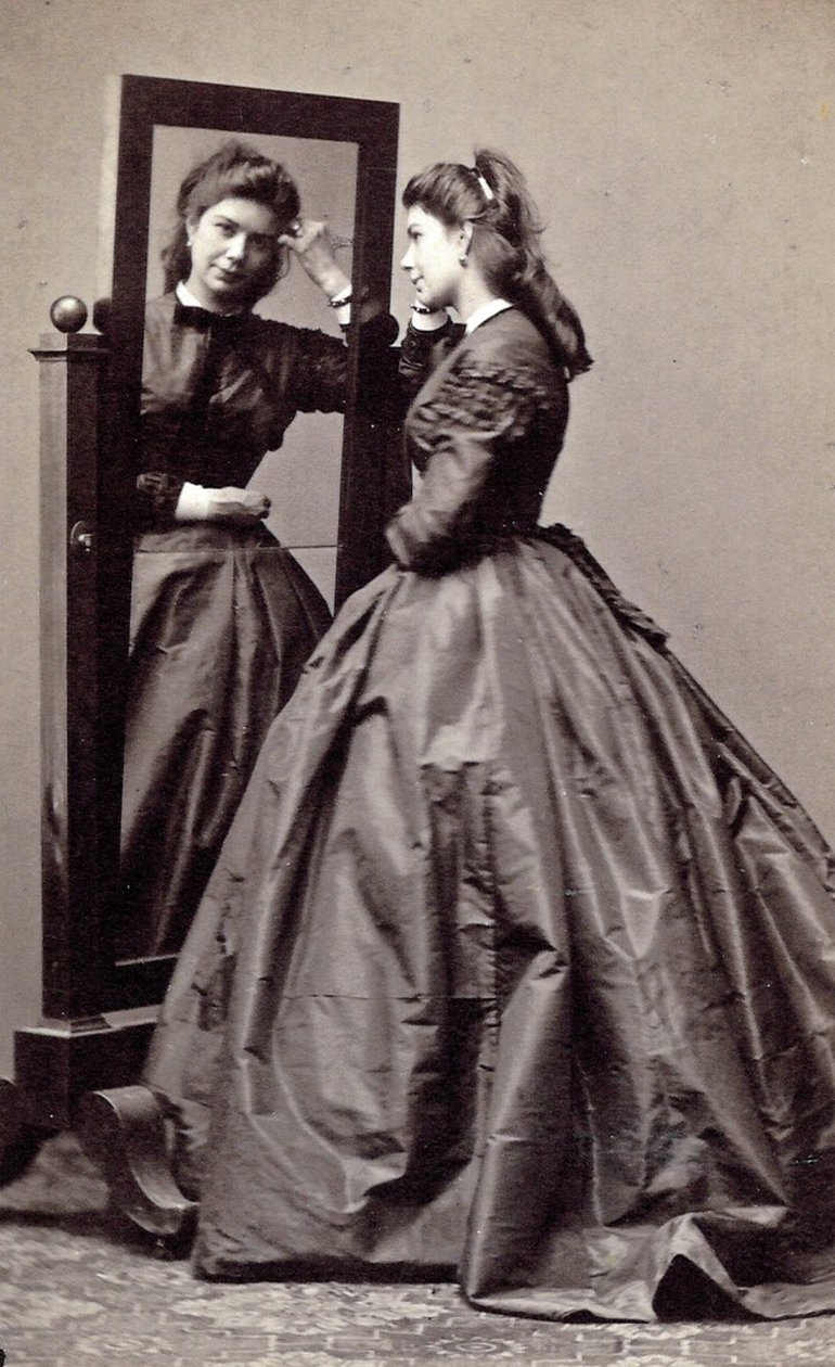 Franziska Feifalik née Rösler, Rössler of Angerer, bekend als Fanny door Unknown photographer