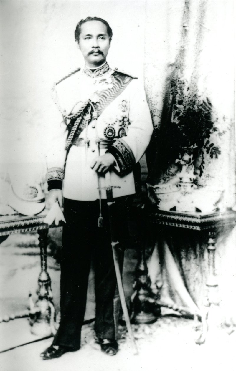 Koning Chulalongkorn, ca. 1880 door Unknown photographer