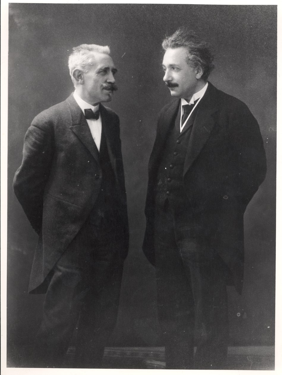 Paul Langevin en Albert Einstein door Unknown photographer