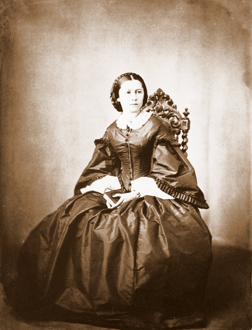 Portret van Clara Schumann (1819 - 1896), vrouw van Robert Schumann door Unknown photographer