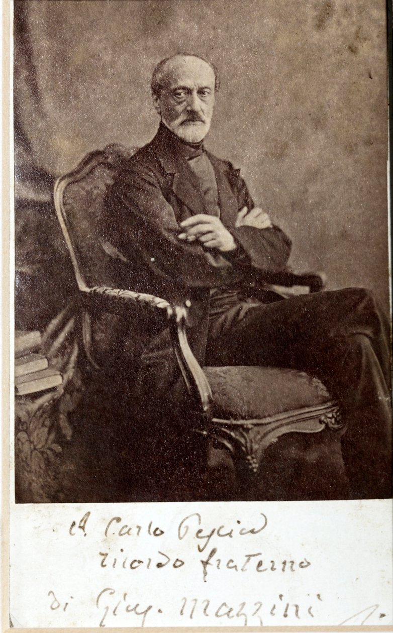 Portret van Giuseppe Mazzini, met handtekening door Unknown photographer