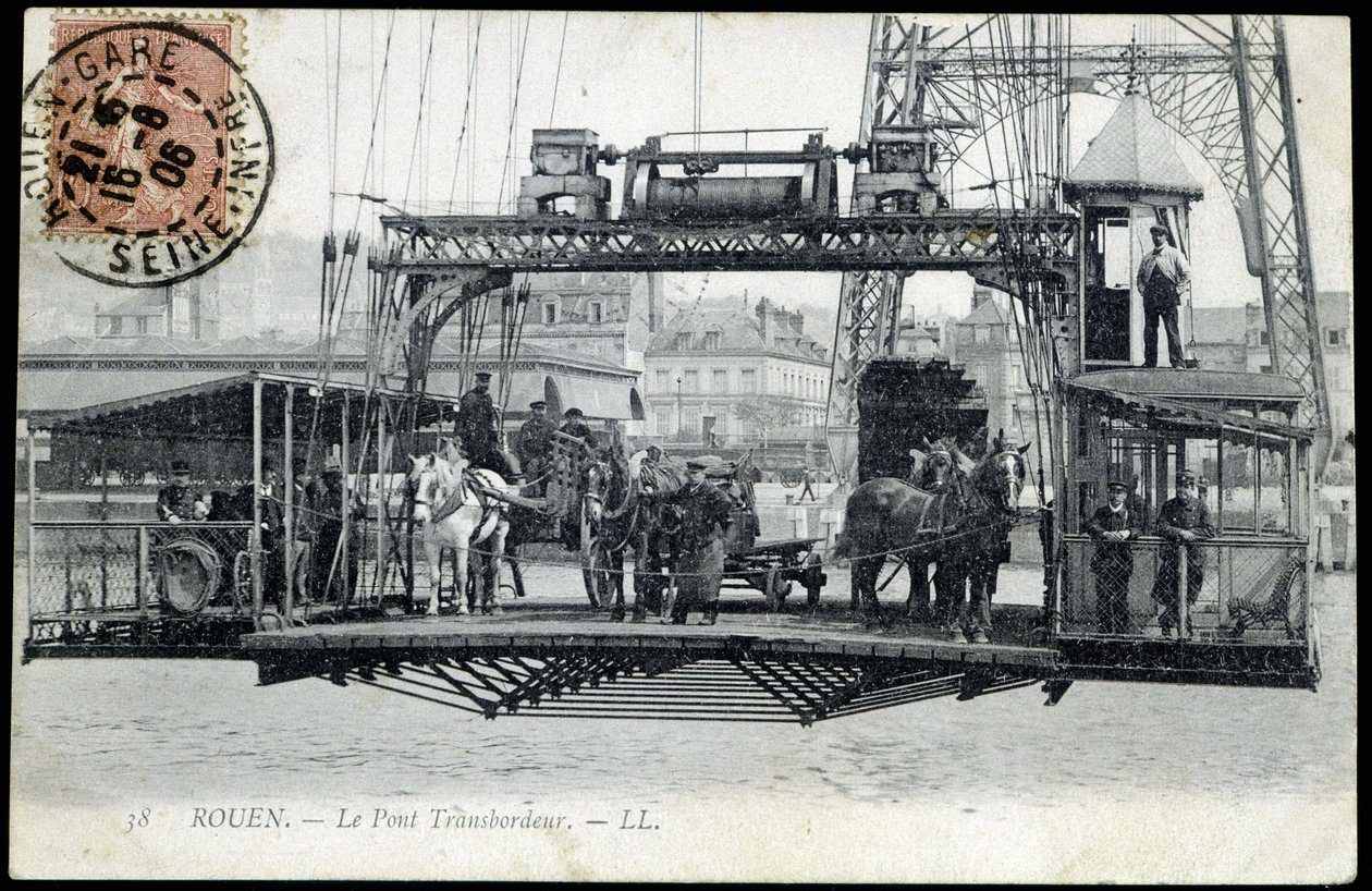 Ansichtkaart uit het begin van de 20e eeuw. Normandië, Rouen: De pontjesbrug. door Unknown photographer